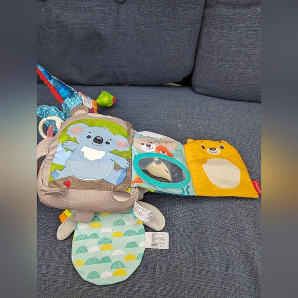 A Lot of 3 Baby Toys. La Maze dragon, Infantino koloa and F.P. book. - Picture 11 of 11